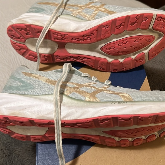 ASICS DYNABLAST - Picture 4 of 5